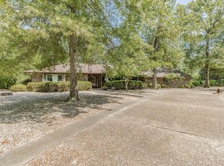 8494 Range Rd, Rogers, AR 72756