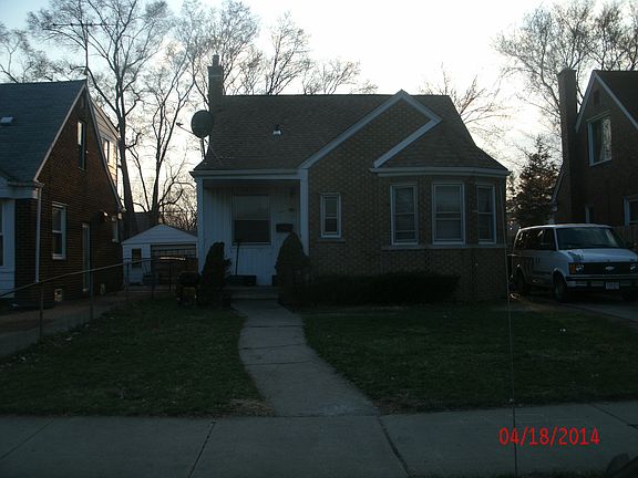 3rd image of 7711 Bramell
