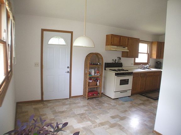5th image of 35706 N Laurel Ave