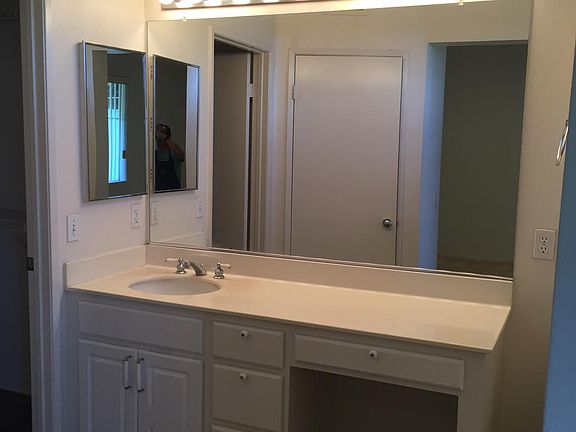 5th image of 101 Coronado Cay Ln