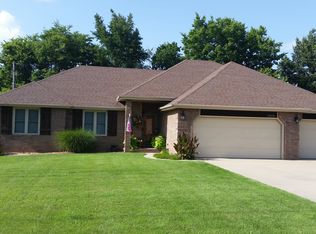 3669 W El Castile St, Springfield, MO 65807