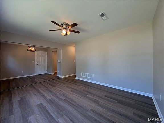 4th image of 9170 Harold Dr