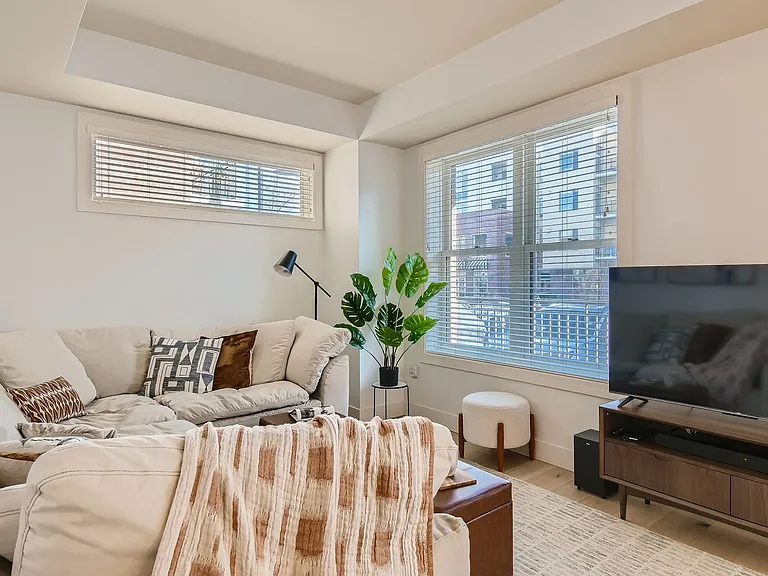3401 Arapahoe Ave #113 — Photo 8