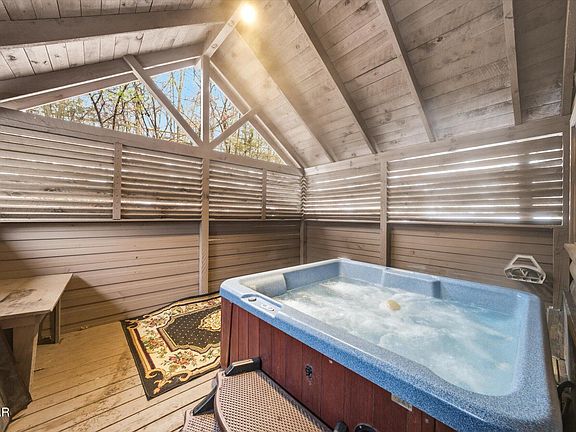 3rd image of 3542 Country Pines Way