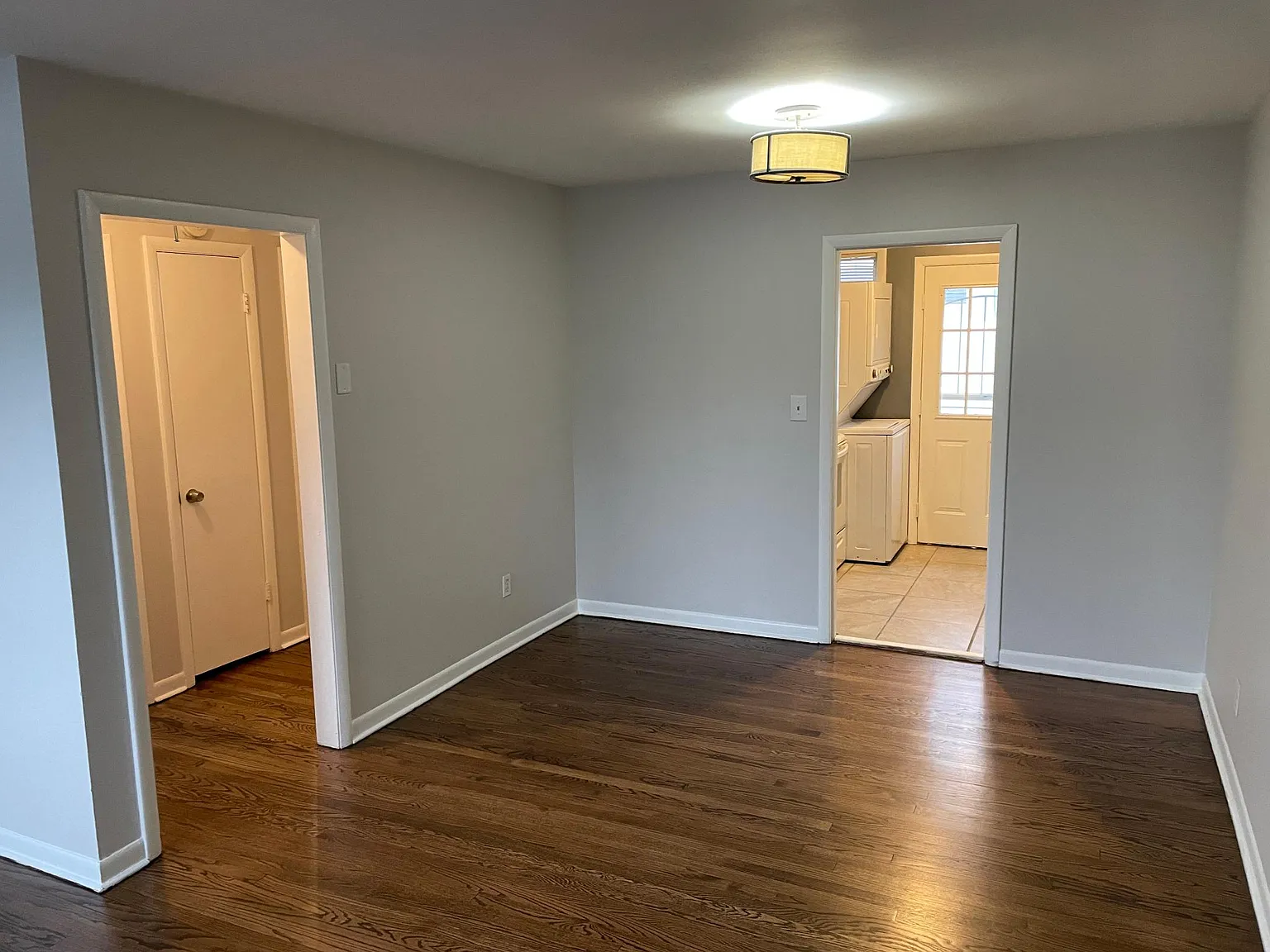 2 bed, 700 sqft, $1,050 — Photo 4