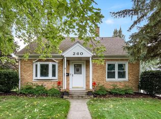 260 S Silverbrook Dr, West Bend, WI 53095