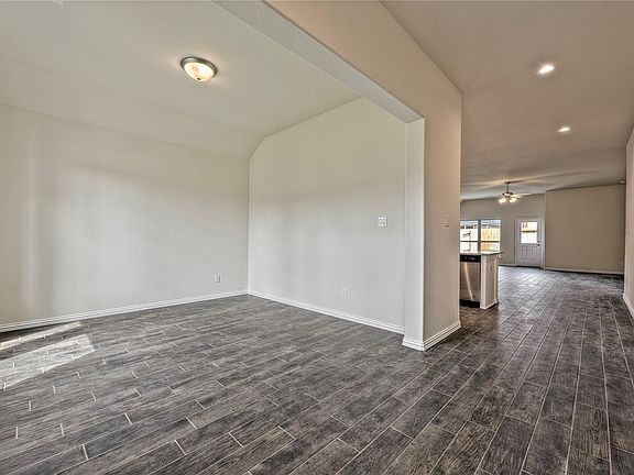 3rd image of 40293 S Heron Heights Way