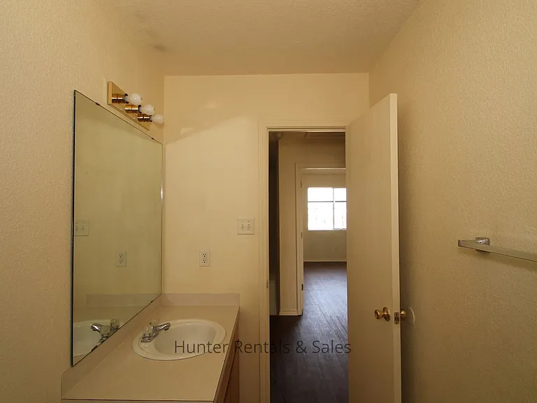 4000C Gus Dr — Photo 6