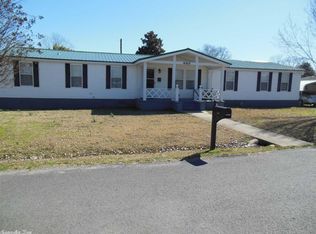 403 E 1st St, Mcrae, AR 72102