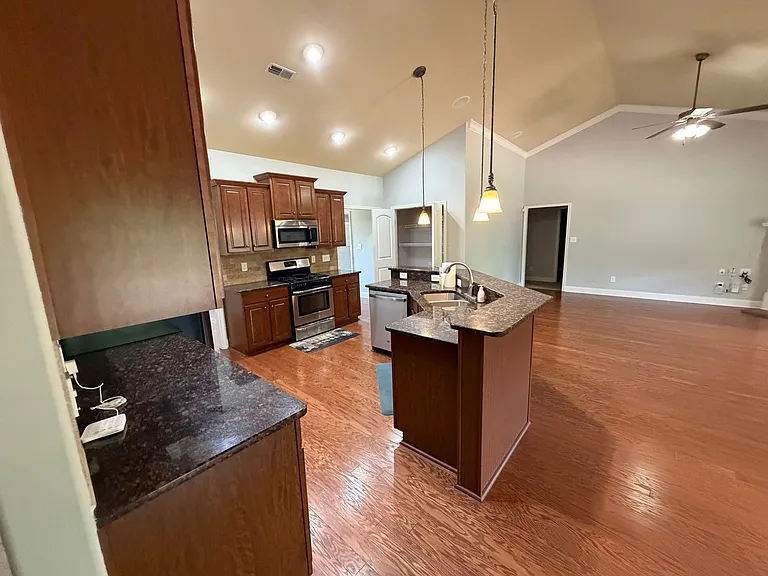 118 Harbor Glen Dr SW — Photo 13