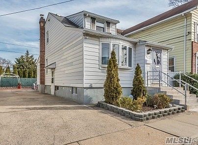 3rd image of 653 Arcadian Ave