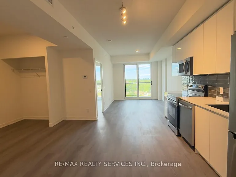 33 Erie Ave #1403 — Photo 9