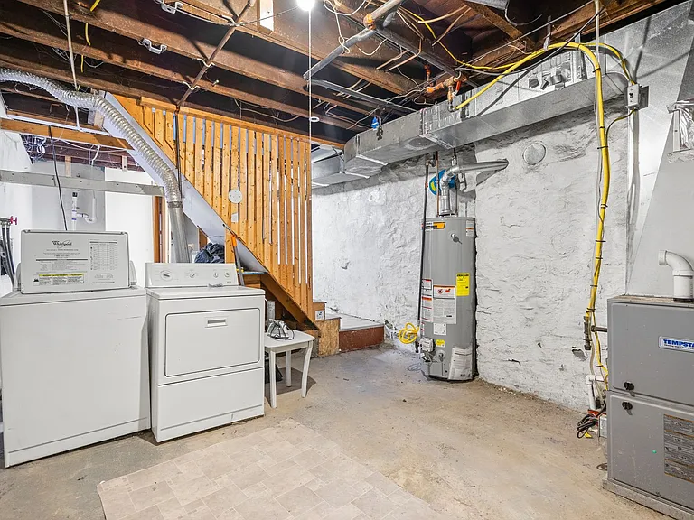 4408 Woolslayer Way — Photo 11