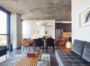 224 N Ada St #1202, Chicago, IL 60607