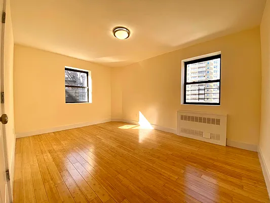 Rented by FirstService Realty (legacy) | media 7