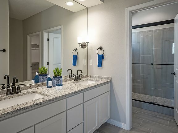 Owners Suite Bath - Pilsner Mesa Del Sol