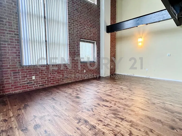 3110 Thomas Ave #340 — Photo 13