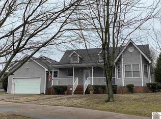 105 Brunswick Cir, Paducah, KY 42001