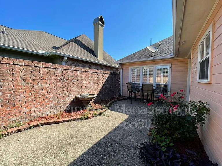 3938 Garden View Dr — Photo 21