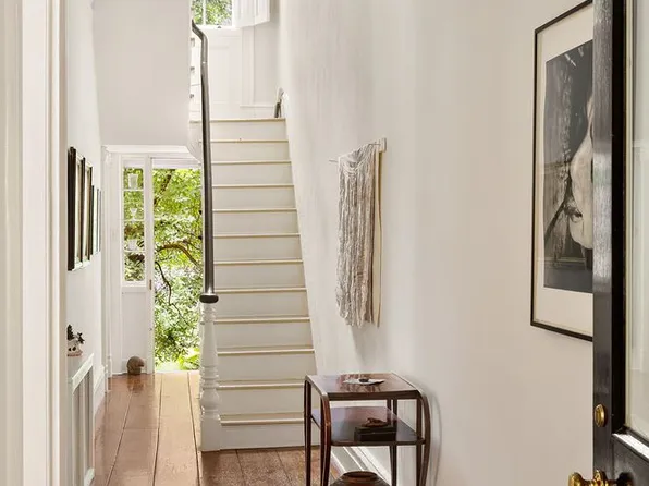 29 Vandam Street image 14 of 16