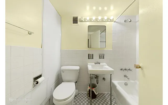 Rented by Douglas Elliman | media 7