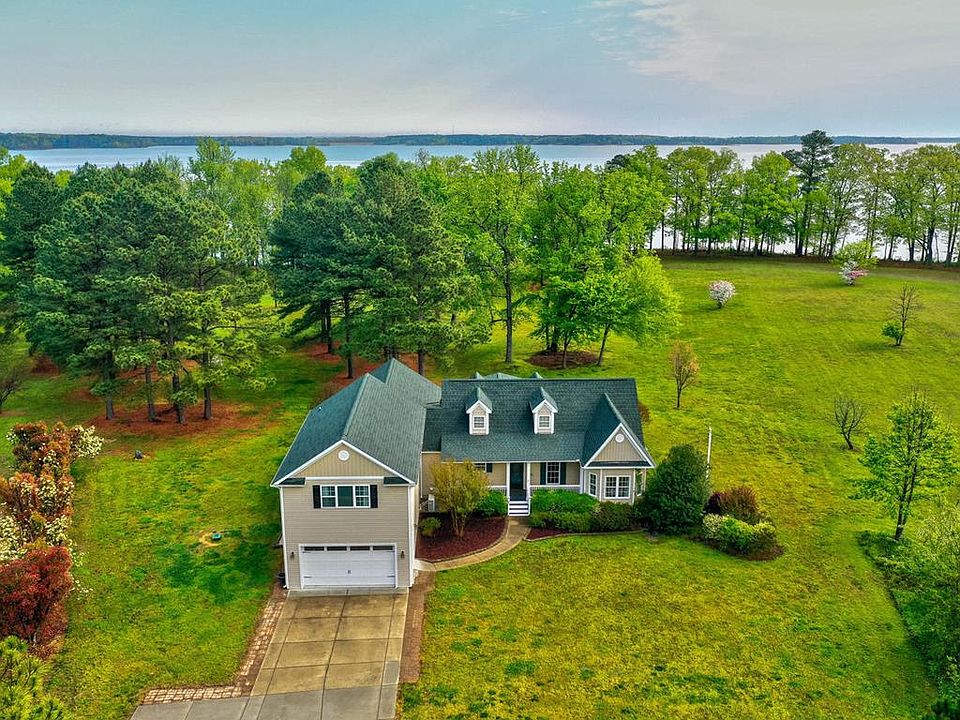 1st image of 75 Long Grass Cir