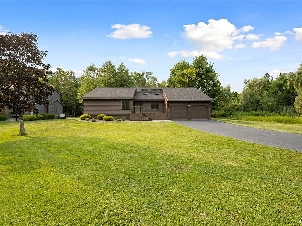 1st image of 8105 Pinebrook Ln