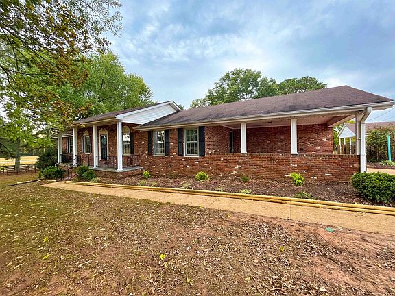 2nd image of 4421 County Road 33