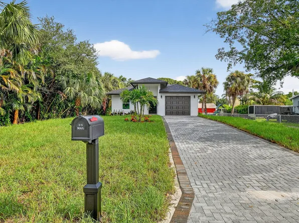 4901 Alberta Avenue, West Palm Beach, FL 33417