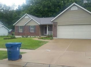 1227 Riverwood Place Dr, Florissant, MO 63031