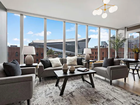 215 10th Ave S Unit 425, Minneapolis, MN 55415