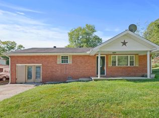1205 Dillow Ave, Raceland, KY 41169