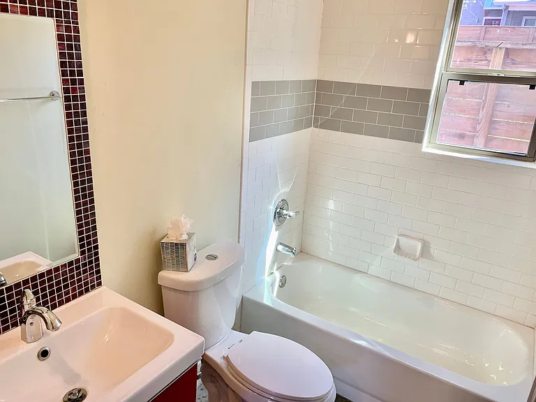 1163 Alamo St — Photo 22