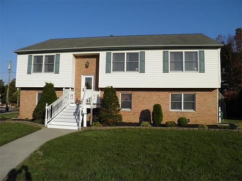 769 Allen Ave Gibbstown NJ Home with inlaw suite