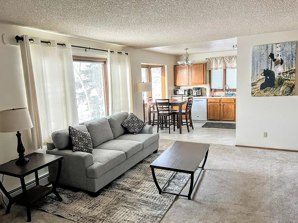 1401 Cordova St #3