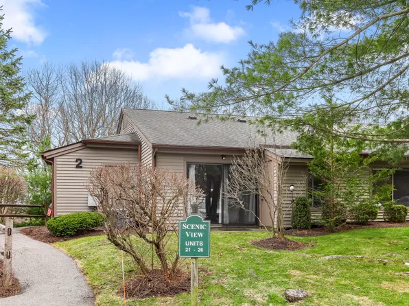 21 Scenic Vw, Yorktown Heights, NY