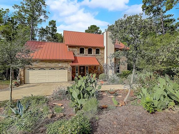 2nd image of 250 Majestic Pine Dr