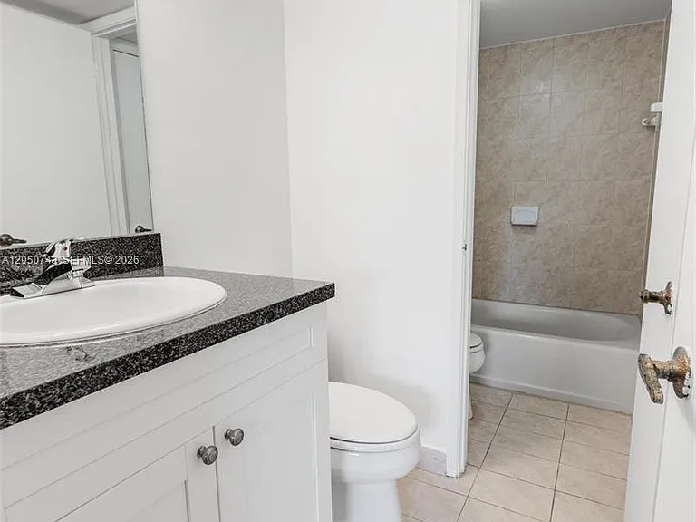 210 W Park Dr #2052 — Photo 13