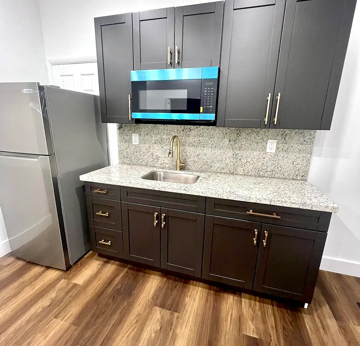 Studio, 380 sqft, $1,450 — Photo 2