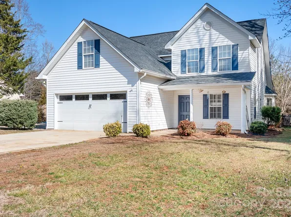 449 Doves Crest Ct, Stanley, NC 28164