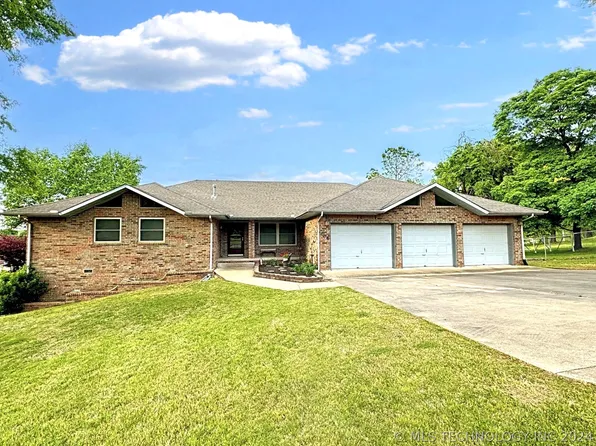 606 W Downing St, Tahlequah, OK 74464