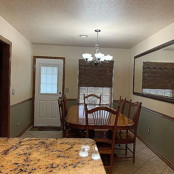 713 N Willow Branch Way — Photo 3