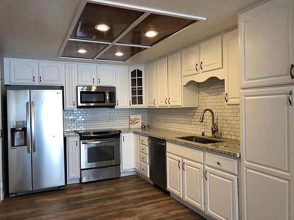 2nd image of 551 Lanfair Cir