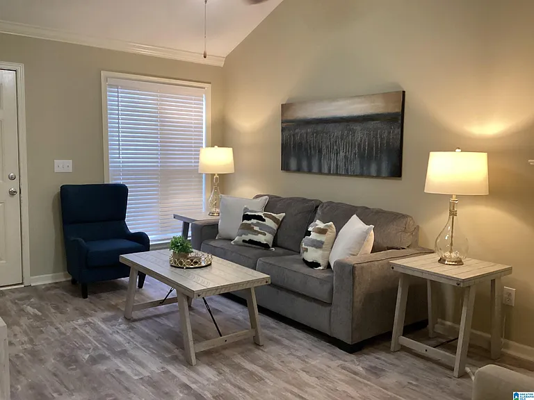 119 Hayesbury Ln — Photo 5