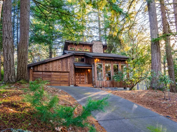 3054 Hendricks Hill Dr, Eugene, OR 97403