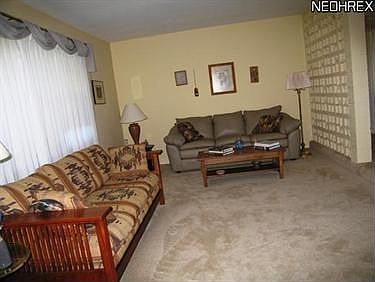 4th image of 438 Audrey Dr