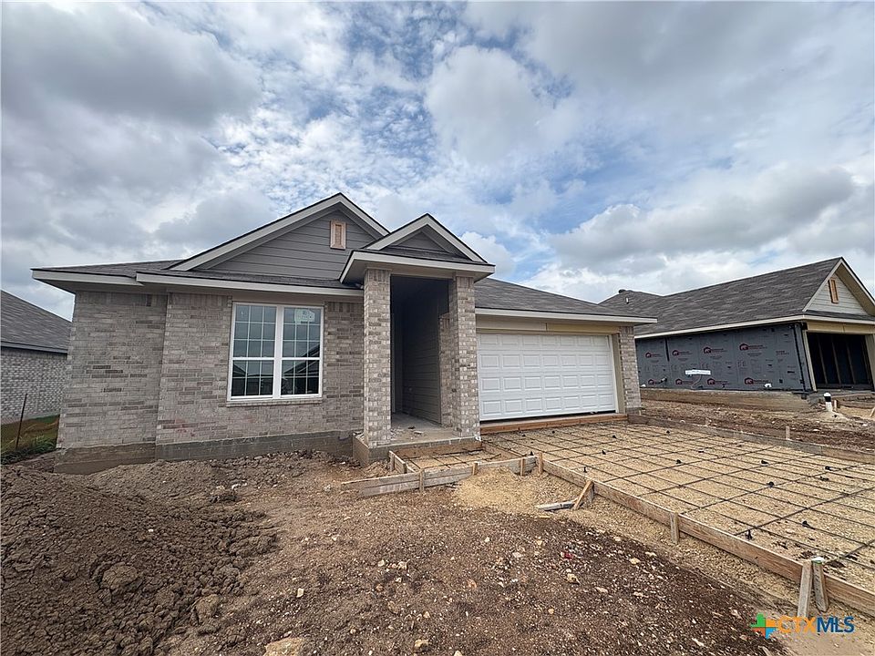 1st image of 1226 Dowdy Dr