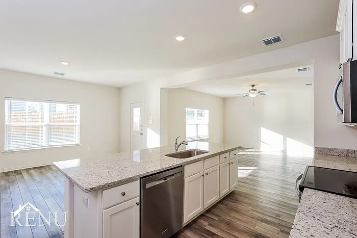 2826 Tybee Crk — Photo 6