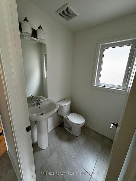 Pelham Townhouse for rent - 3 Bedrooms — photo 6