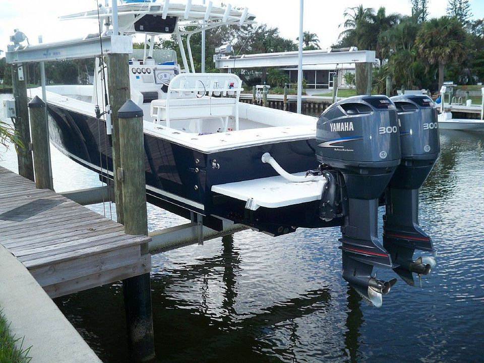 32 ft Jupiter - 4 ft draft